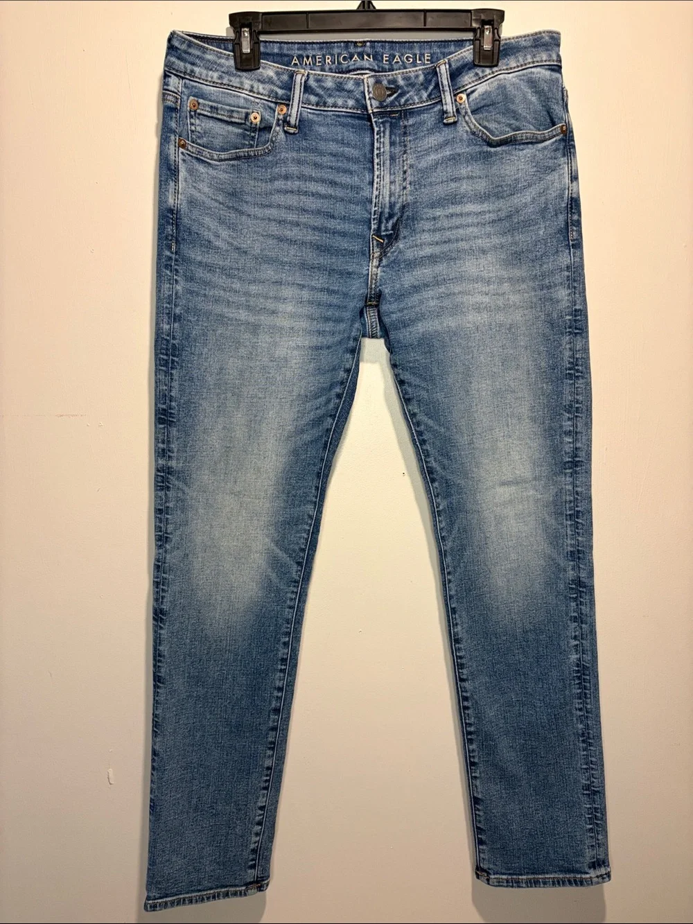 American Eagle Slim Straight Jeans Men Denim Casual Minimalist Size 33x32